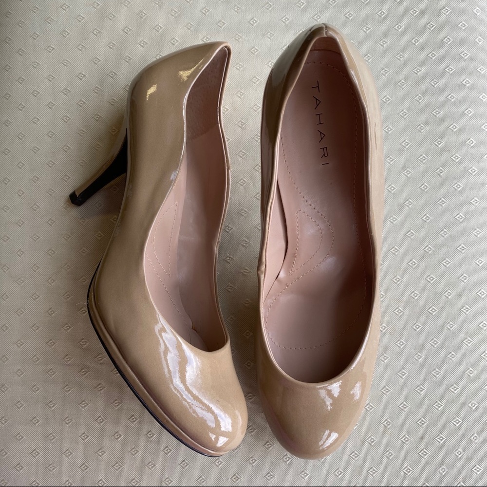 Tahari tan pumps